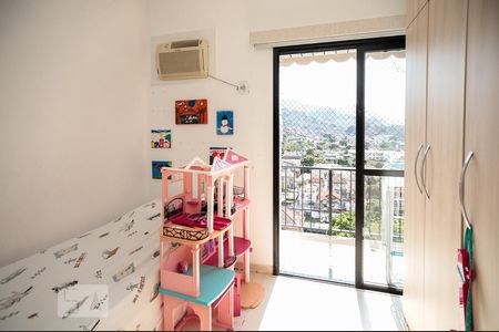 Apartamento à venda com 78m², 2 quartos e 1 vagaQuarto 2