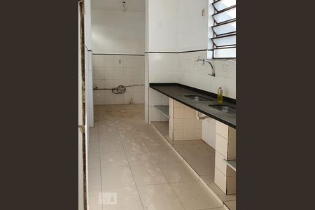 Casa para alugar com 150m², 3 quartos e 1 vaga Casa para alugar com 150m², 3 quartos e 1 vagaCozinha
