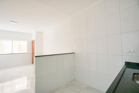 Cozinha de apartamento para alugar com 2 quartos, 45m² em Chácara Mafalda, São Paulo
