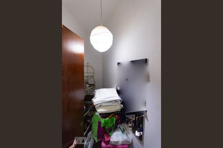 Apartamento à venda com 175m², 4 quartos e 1 vaga Apartamento à venda com 175m², 4 quartos e 1 vagaCloset
