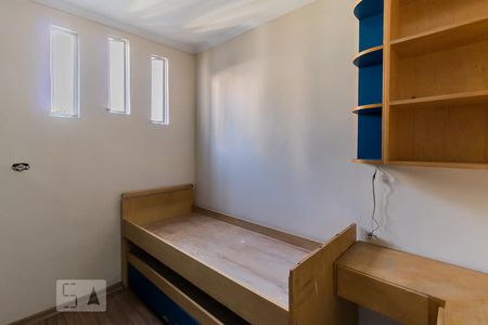 Quarto 1 de casa para alugar com 3 quartos, 200m² em Vila Ré, São Paulo