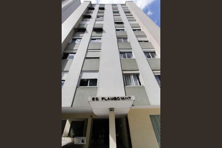 Apartamento para alugar com 76m², 2 quartos e 1 vaga Apartamento para alugar com 76m², 2 quartos e 1 vagaFachada