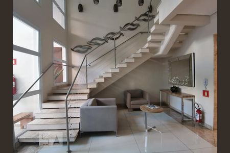Apartamento à venda com 93m², 2 quartos e 2 vagas Apartamento à venda com 93m², 2 quartos e 2 vagasHall