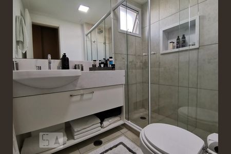Apartamento à venda com 93m², 2 quartos e 2 vagas Apartamento à venda com 93m², 2 quartos e 2 vagasBanheiro