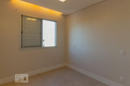 Quarto 2 de apartamento para alugar com 3 quartos, 69m² em Vila Sofia, São Paulo
