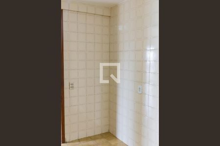 Apartamento à venda com 120m², 4 quartos e 2 vagas Apartamento à venda com 120m², 4 quartos e 2 vagasCozinha