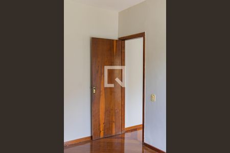 Apartamento à venda com 120m², 4 quartos e 2 vagas Apartamento à venda com 120m², 4 quartos e 2 vagasQuarto 1