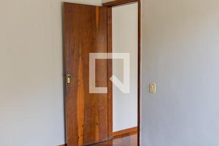 Apartamento à venda com 120m², 4 quartos e 2 vagas Apartamento à venda com 120m², 4 quartos e 2 vagasQuarto 1