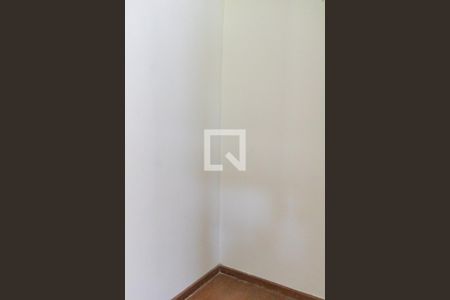 Apartamento à venda com 120m², 4 quartos e 2 vagas Apartamento à venda com 120m², 4 quartos e 2 vagasQuarto de Serviço