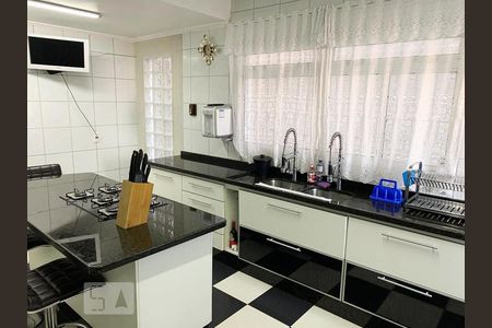 Casa à venda com 350m², 4 quartos e 5 vagasCozinha