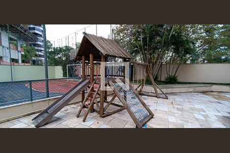 Apartamento para alugar com 185m², 3 quartos e 3 vagasÁrea comum - Playground