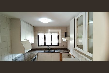 Apartamento para alugar com 185m², 3 quartos e 3 vagasCozinha