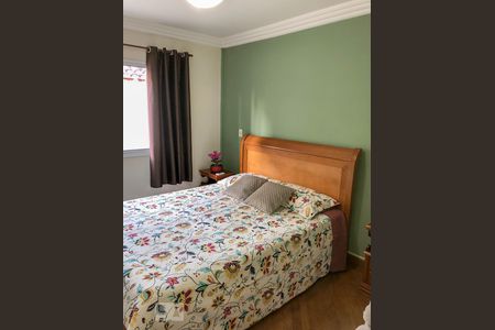 Casa à venda com 270m², 4 quartos e 4 vagas Casa à venda com 270m², 4 quartos e 4 vagasQuarto 2