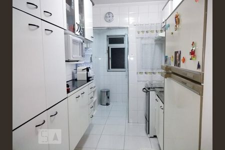 Cozinha de apartamento à venda com 3 quartos, 71m² em Vila Antonieta, São Paulo