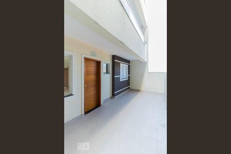 Casa de condomínio à venda com 54m², 2 quartos e 1 vagaFrente