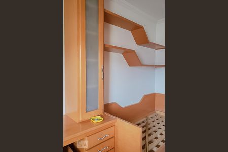 Apartamento à venda com 130m², 3 quartos e 2 vagas Apartamento à venda com 130m², 3 quartos e 2 vagasQuarto 02