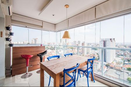 Apartamento à venda com 60m², 2 quartos e 2 vagasVaranda