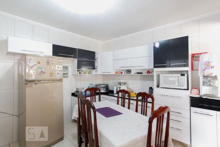 Casa à venda com 210m², 5 quartos e 2 vagasCozinha 2
