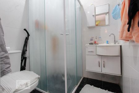 Casa à venda com 210m², 5 quartos e 2 vagasBanheiro da Suíte 2