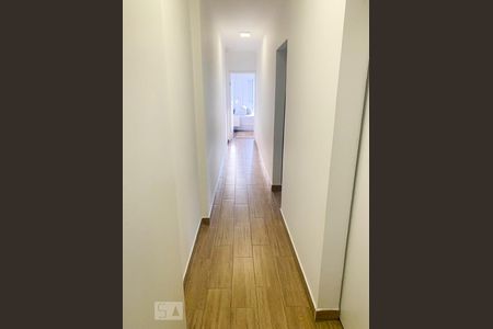 Casa à venda com 350m², 2 quartos e 2 vagasCorredor