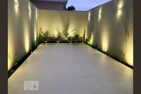 Casa à venda com 350m², 2 quartos e 2 vagasVaranda