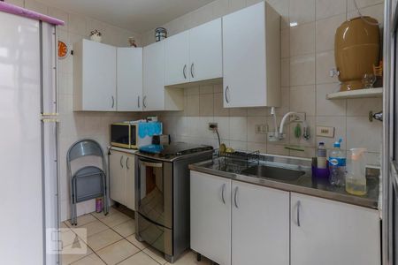 Apartamento à venda com 60m², 2 quartos e 1 vaga Apartamento à venda com 60m², 2 quartos e 1 vagaCozinha - Armários