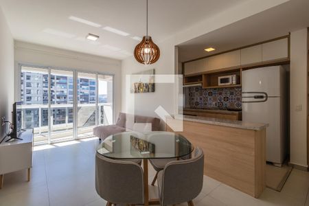 Sala de apartamento para alugar com 1 quarto, 50m² em Empresarial 18 do Forte, Barueri