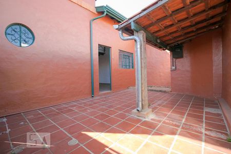 Casa à venda com 65m², 1 quarto e sem vaga Casa à venda com 65m², 1 quarto e sem vagaQuintal