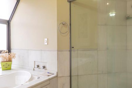 Apartamento à venda com 280m², 4 quartos e 4 vagasBanheiro da Suíte 4