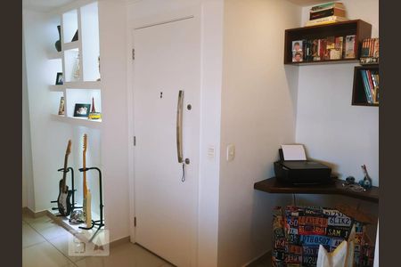 Apartamento à venda com 140m², 3 quartos e 2 vagas Apartamento à venda com 140m², 3 quartos e 2 vagasSala