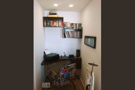 Apartamento à venda com 140m², 3 quartos e 2 vagas Apartamento à venda com 140m², 3 quartos e 2 vagasSala