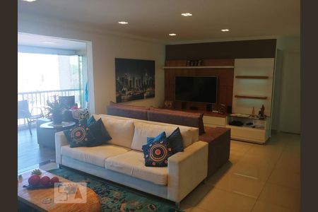 Sala de apartamento à venda com 3 quartos, 140m² em Vila Gumercindo, São Paulo