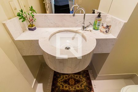 Apartamento à venda com 167m², 3 quartos e 3 vagas Apartamento à venda com 167m², 3 quartos e 3 vagasLavabo