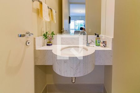 Apartamento à venda com 167m², 3 quartos e 3 vagas Apartamento à venda com 167m², 3 quartos e 3 vagasLavabo