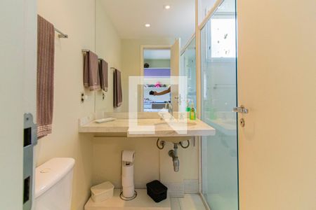 Apartamento à venda com 167m², 3 quartos e 3 vagas Apartamento à venda com 167m², 3 quartos e 3 vagasBanheiro da Suíte 1