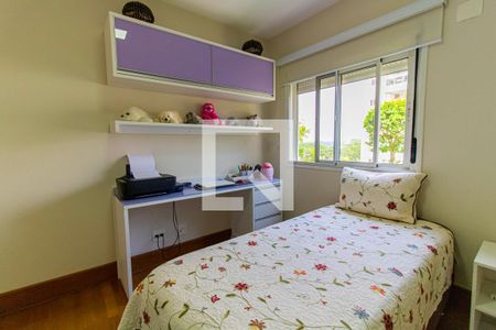 Apartamento à venda com 167m², 3 quartos e 3 vagas Apartamento à venda com 167m², 3 quartos e 3 vagasSuíte 1