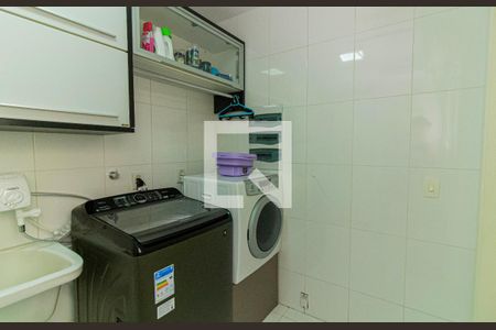 Apartamento à venda com 167m², 3 quartos e 3 vagas Apartamento à venda com 167m², 3 quartos e 3 vagasÁrea de Serviço