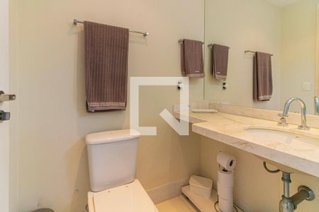 Apartamento à venda com 167m², 3 quartos e 3 vagas Apartamento à venda com 167m², 3 quartos e 3 vagasBanheiro da Suíte 1