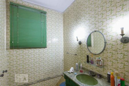 Casa à venda com 372m², 3 quartos e 3 vagas Casa à venda com 372m², 3 quartos e 3 vagasBanheiro Quarto 3 - Suíte