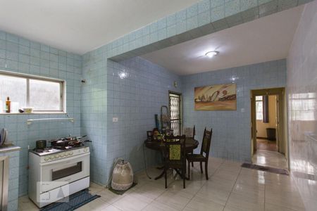 Casa à venda com 372m², 3 quartos e 3 vagas Casa à venda com 372m², 3 quartos e 3 vagasCozinha