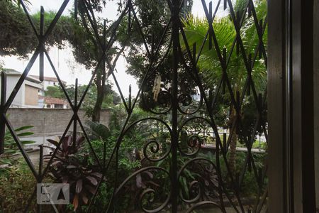 Casa à venda com 372m², 3 quartos e 3 vagas Casa à venda com 372m², 3 quartos e 3 vagasVista Quarto 1