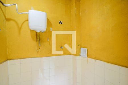 Casa à venda com 68m², 3 quartos e 1 vaga Casa à venda com 68m², 3 quartos e 1 vagaBanheiro de Serviço