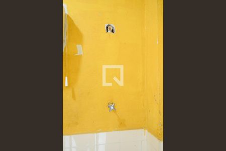 Casa à venda com 68m², 3 quartos e 1 vaga Casa à venda com 68m², 3 quartos e 1 vagaBanheiro de Serviço