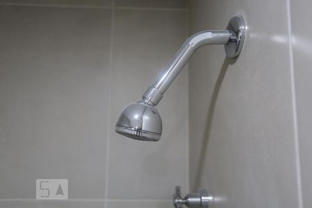 Banheiro  de kitnet/studio para alugar com 1 quarto, 34m² em Centro, Osasco