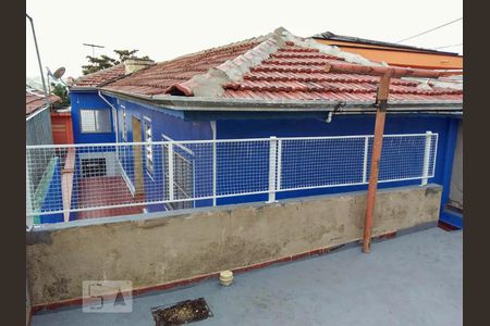 Casa à venda com 200m², 3 quartos e 1 vaga Casa à venda com 200m², 3 quartos e 1 vagaTerraço