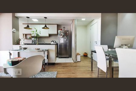 Sala, Sala de Estar e Cozinha. de apartamento para alugar com 3 quartos, 90m² em Vila Apiaí, Santo André