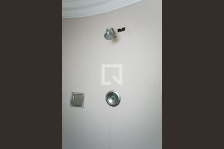 Apartamento para alugar com 300m², 4 quartos e 3 vagas Apartamento para alugar com 300m², 4 quartos e 3 vagasBanheiro da Suíte 1