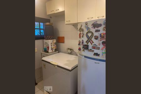 Casa de condomínio à venda com 360m², 3 quartos e 2 vagas Casa de condomínio à venda com 360m², 3 quartos e 2 vagasCozinha