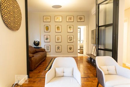 Sala de Estar de apartamento para alugar com 2 quartos, 120m² em Bela Vista, São Paulo