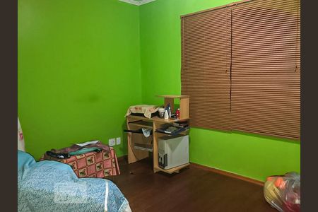 Casa à venda com 250m², 3 quartos e 3 vagasQuarto